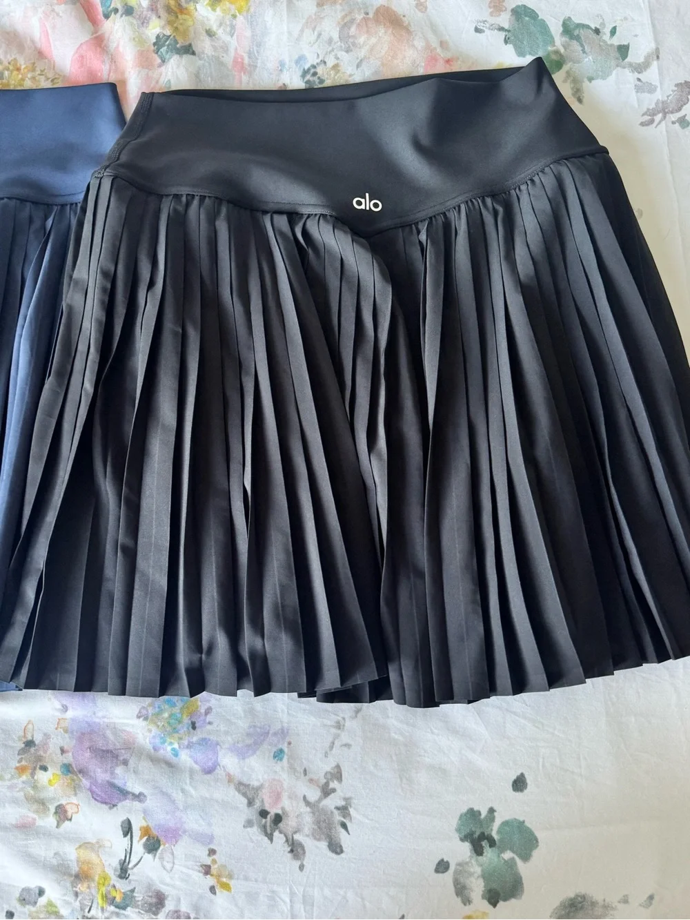 ALO Pleated Grand Slam Skirt Bundle SZ M